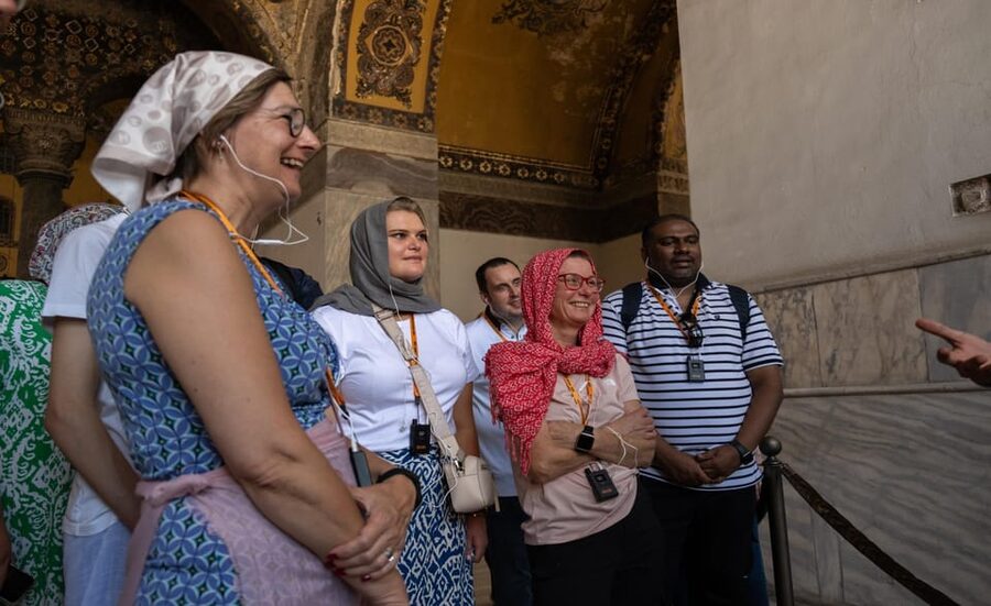 Istanbul: Hagia Sophia & Basilica Cistern Tour with Tickets - Hagia Sophia: Byzantine church into Ottoman mosque