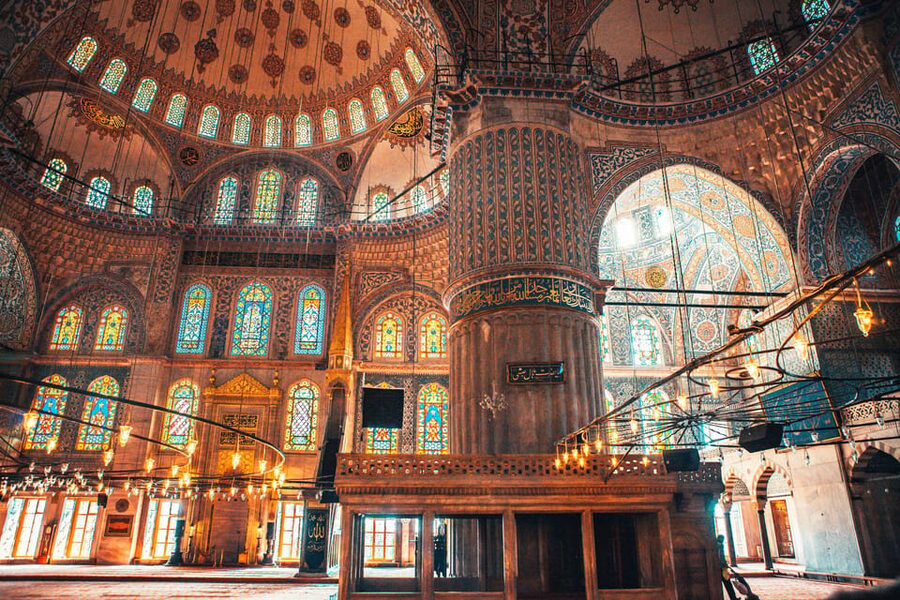 Istanbul: Hagia Sophia, Blue Mosque, & Basilica Cistern Tour - Guide quality you can feel, names you might hear