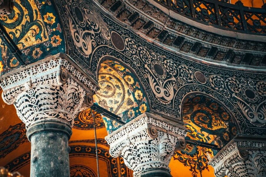 Istanbul: Hagia Sophia Skip-the-Ticket Line & Audio Guide - The entry route near Topkapi: efficient, but read the fine print