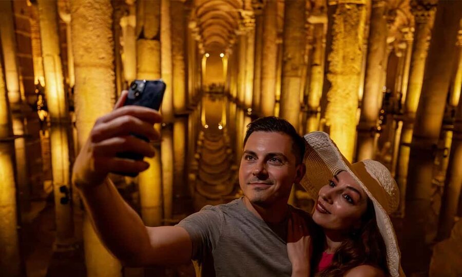 Istanbul: Hagia Sophia, Topkapi & Basilica Cistern Tickets - Hagia Sophia Entrance: What You Gain With Skip-the-Line