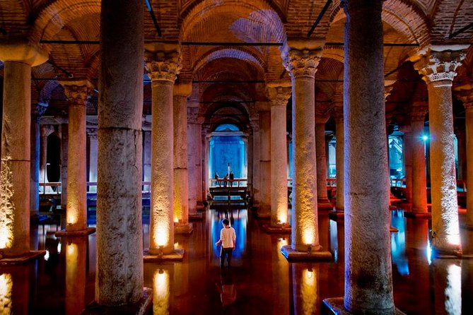 Istanbul Highlights Small-Group Walking Guided Tour - Topkapi Palace: The Ottoman Power Center and City Views