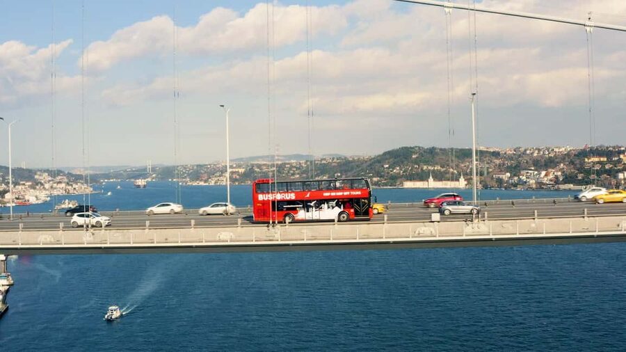 Istanbul: Hop-On Hop-Off Sightseeing Bus with Audio Guide - Key things to know before you ride