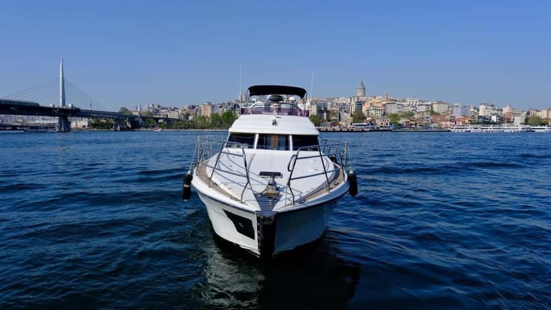 Istanbul: Luxury Yacht on Bosphorus - Choosing the right time: morning, afternoon, sunset, or evening