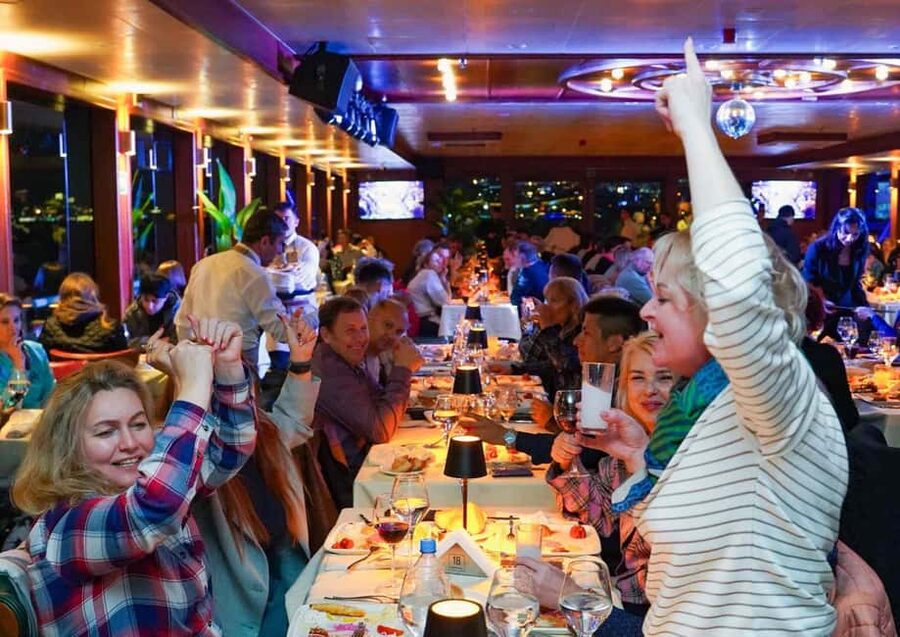 Istanbul: Magic of Bosphorus, Full Meal & Turkish Night Show - Kabataş meeting point and pickup: keeping your evening stress-free