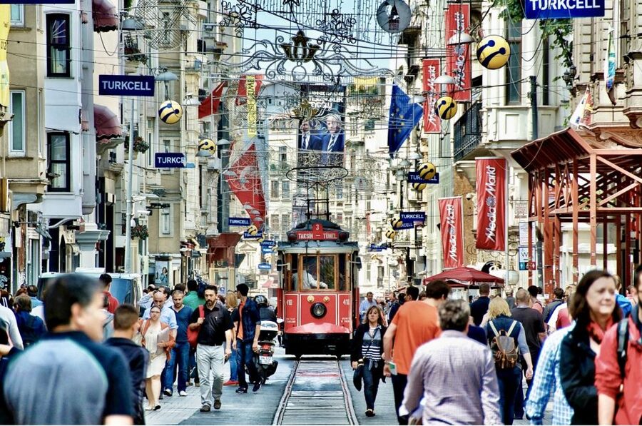 Istanbul Modern City: Taksim to Galata With Secret Passages - Secret backstreets and hidden-feeling passages