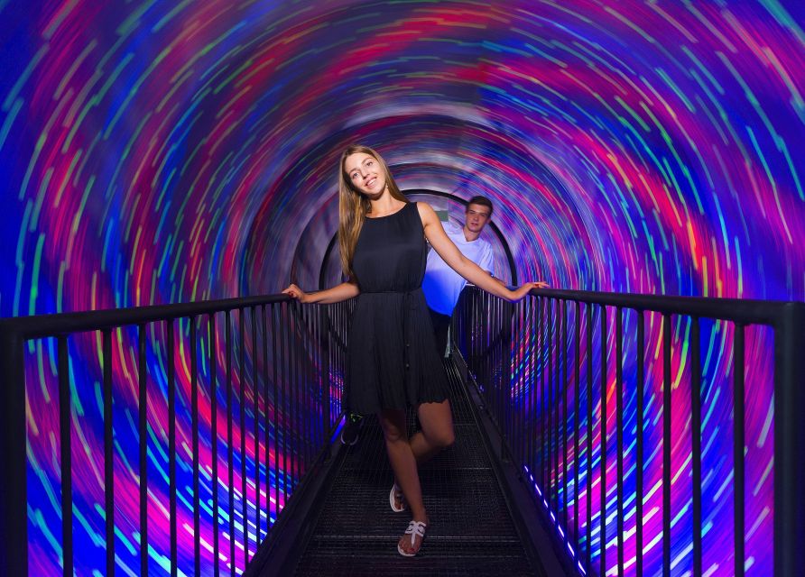 Istanbul: Museum of Illusions Ticket - 60+ illusions that play tricks on your brain