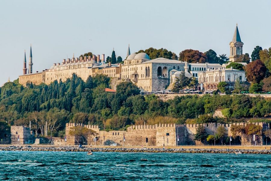 Istanbul: Old City Full-Day Tour with Lunch and Hotel Pickup - Hagia Sophia’s 30-minute guided visit: enough time to orient