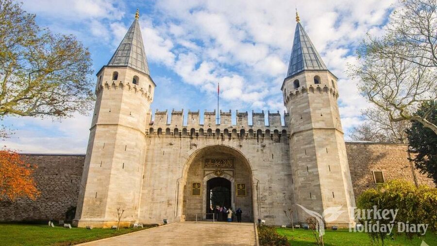 Istanbul: Old City Tour and Luxury Sunset Bosphorus Cruise - Blue Mosque and Hagia Sophia: don’t rush, and plan for crowds