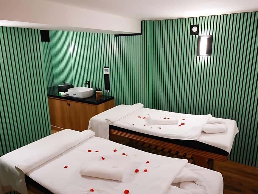 Istanbul: Ottoman Hammam Turkish Bath & Massage - What’s included beyond the ritual: refreshments, masks, and a souvenir