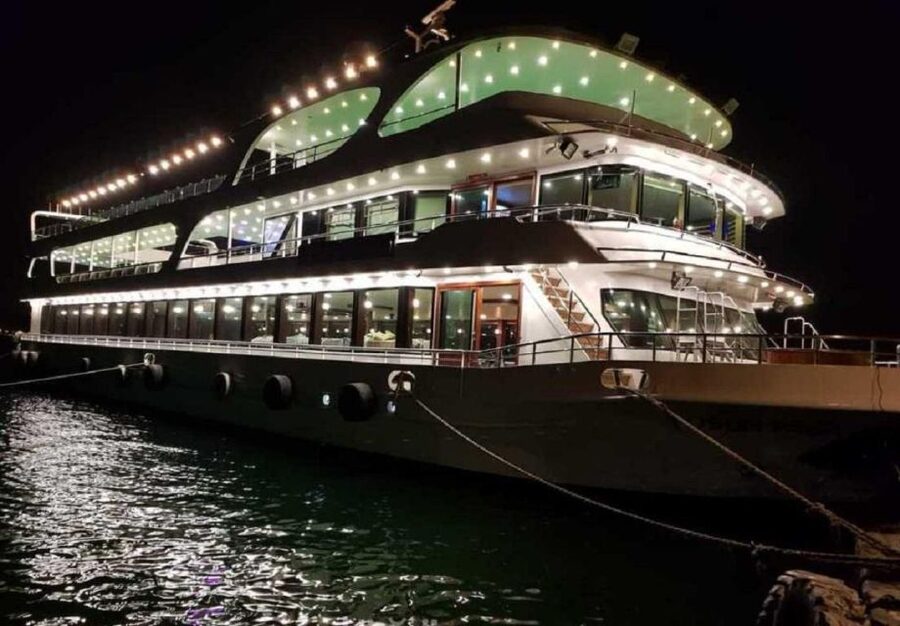 Istanbul: Pasha Istanbul Dinner Cruise - Bosphorus nights: why this cruise works in Istanbul
