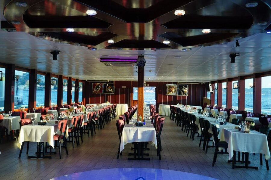 Istanbul: Pasha Istanbul Dinner Cruise - The entertainment: folk dance, belly dancing, and whirling dervishes