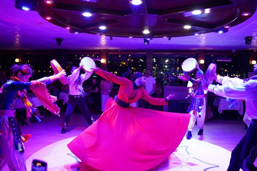 Istanbul: Pasha Istanbul Dinner Cruise - The 3-hour plan, from pickup to late drop-off