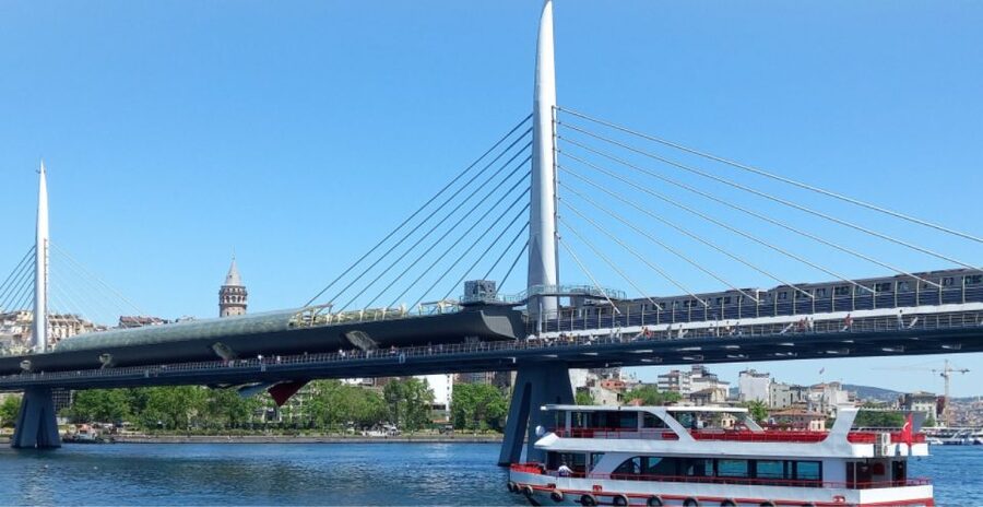 Istanbul: Private Bosphorus Cruise By Luxury Yacht - Dolmabahçe and the Edge of Power