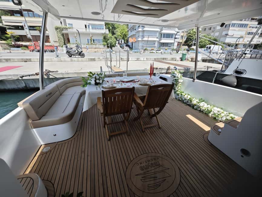 Istanbul: Private Bosphorus Yacht with Tour Guide and Snacks - Price and Value for Groups: Is $343 a Good Deal?