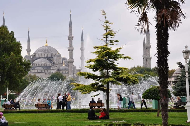 Istanbul Private Full-Day Tour With Transportation - Grand Bazaar or Spice Market time, plus the Sunday closure you must plan around