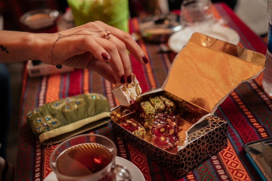 Istanbul: Private Guided Food Tour with 10 Tastings - Key things I’d circle before you go