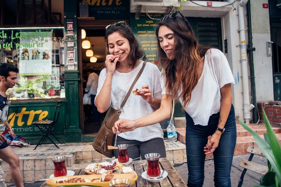 Istanbul: Private Guided Food Tour with 10 Tastings - Value and price: is $117 fair for 10 tastings and a private guide?