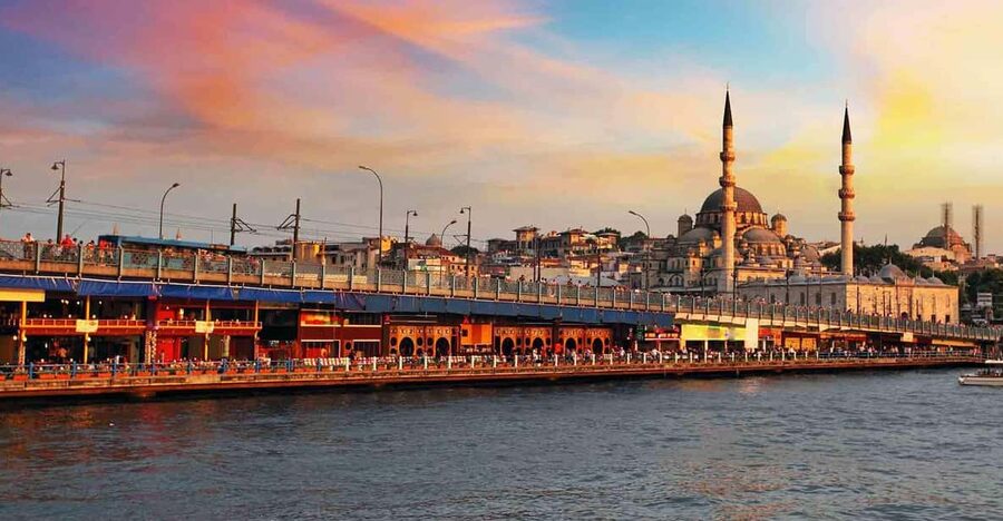 Istanbul:Private Layover Tour from Istanbul Airports&Hotels - Kadıköy food market and Karaköy to Taksim: the city breathes here