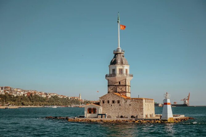 Istanbul Private Luxury Yacht on Bosphorus - European shore for 30 minutes: the fastest way to get oriented