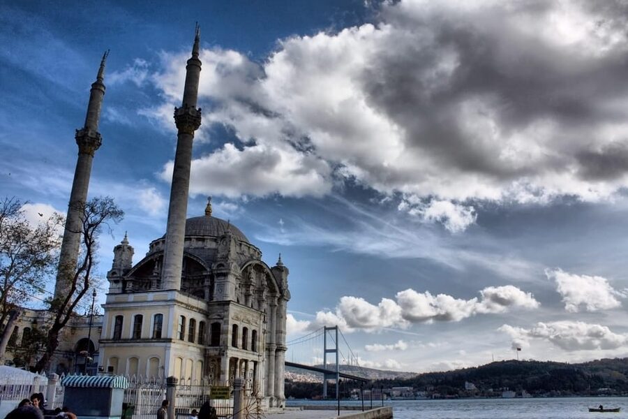 Istanbul: Private Old City Tour with Bosphorus Cruise - Entering Istanbul’s Old City, Without the Usual Guesswork