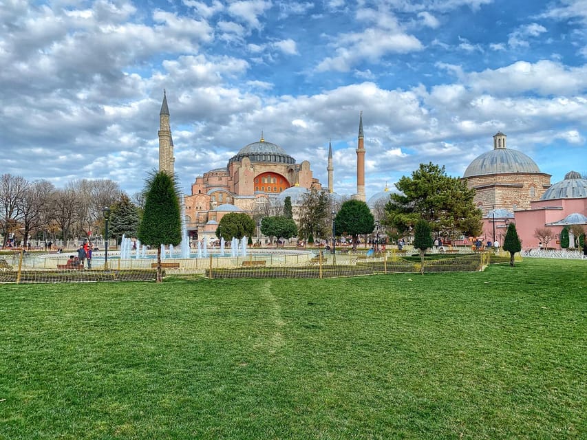Istanbul: Private Old City Tour with Bosphorus Cruise - Bosphorus Cruise: Europe and Asia by Water, With the Right Route