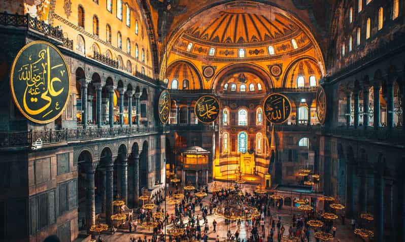 Istanbul: Private Sightseeing Tour in Multiple Languages - The Blue Mosque: Photos, the Nickname, and Mosque Etiquette
