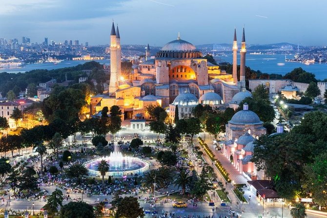 Istanbul Shore Excursion: Istanbul in One Day Sightseeing Tour - Grand Bazaar time: free entry, real crowds, and sales-pressure risk