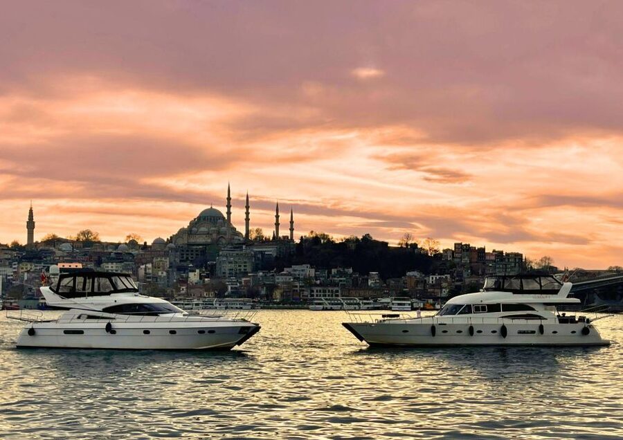 Istanbul: Small-Group Luxury Yacht Sunset Cruise w/ Snacks - Small-group luxury and comfort you feel right away