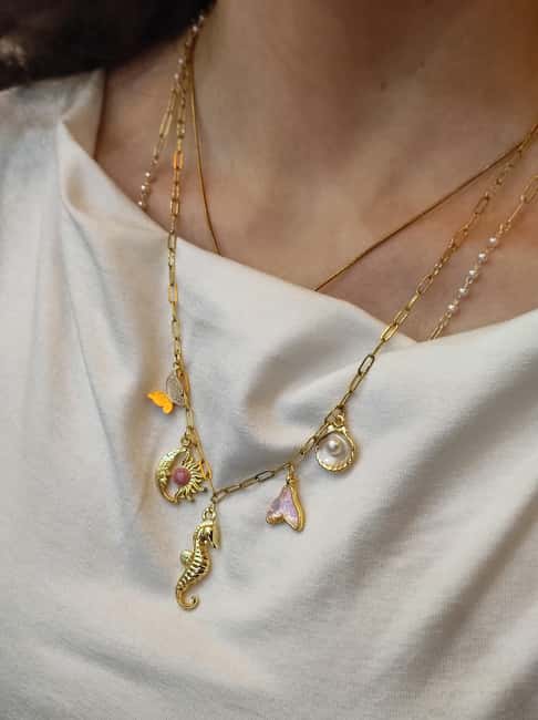 Istanbul: Steel Chain & Charm Jewelry Workshop - Price and value: $28 with tools, tea, and a take-home piece
