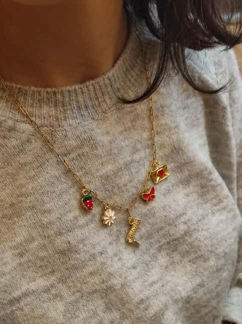 Istanbul: Steel Chain & Charm Jewelry Workshop - Where to go: bright studio near Galata Tower and Galataport