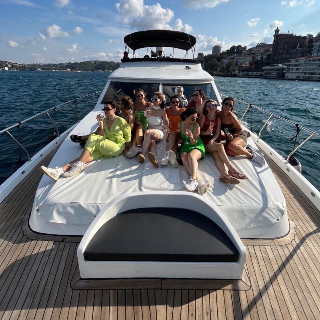 Istanbul: Sunset or Day Small-Group Yacht Cruise with Snacks - Key things that make this Bosphorus cruise worth your time