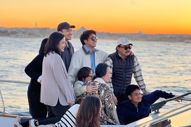Istanbul Sunset Yacht Cruise on the Bosphorus with Transfers - Transfers and meeting point: where most confusion can happen