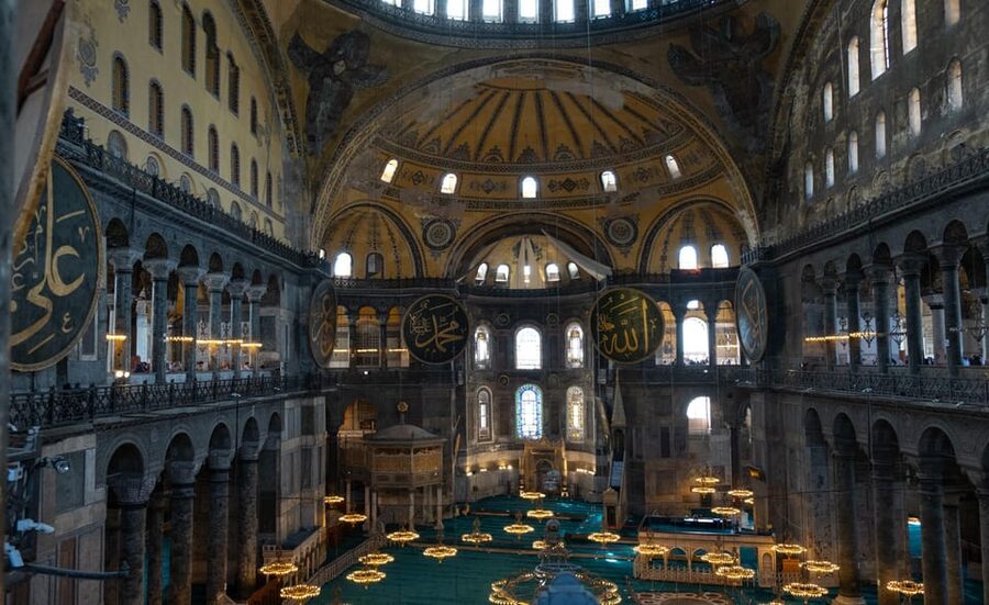 Istanbul: Topkapi, Hagia Sophia and Basilica Cistern Tour - Price and Value at $117 for 3 Icons plus the Cistern