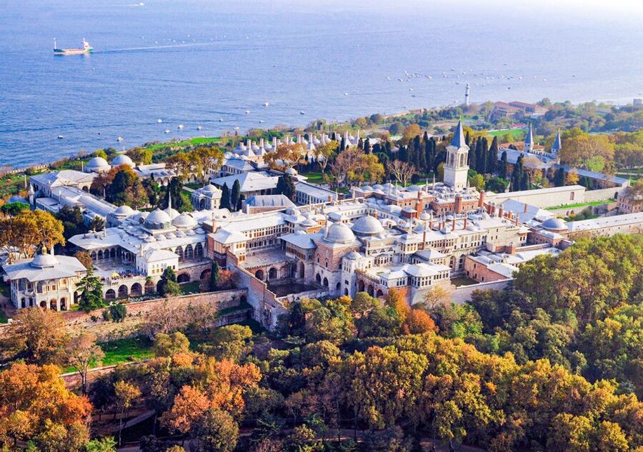 Istanbul: Topkapi, Harem Small Group Guided Tour & Historian - Skip-the-line entry, but not skip the security check