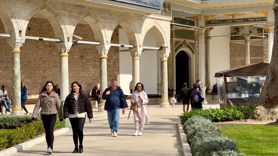 Istanbul Topkapı Palace and Harem Guide Tour - Who This Tour Suits, and Who Should Reconsider