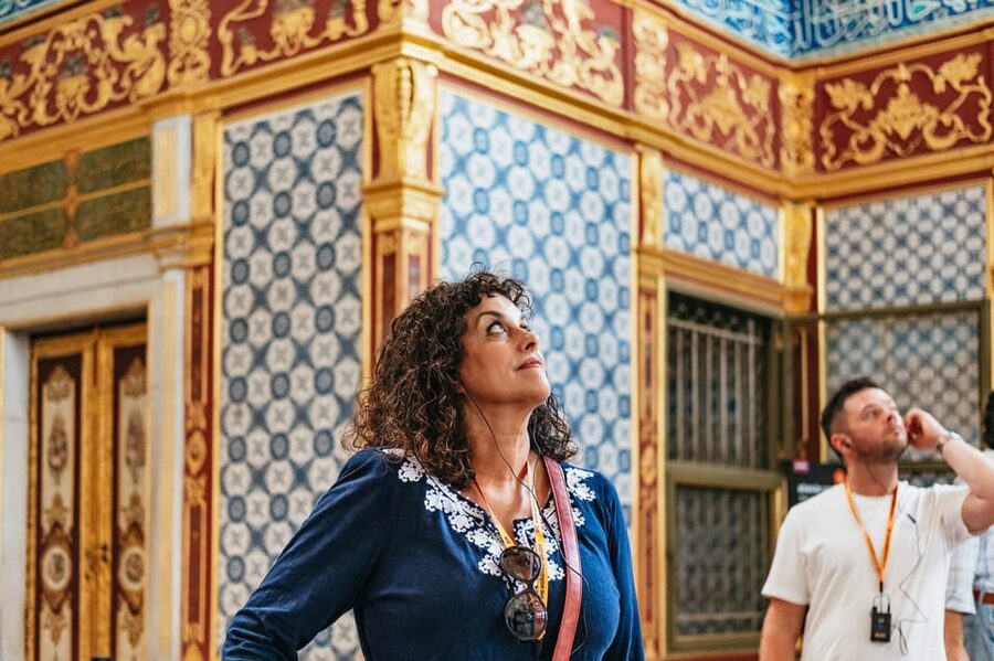 Istanbul: Topkapi Palace and Harem Guided Tour with Ticket - Topkapi Palace in 2 Hours: Pavilions, Courtyards, and Terraces
