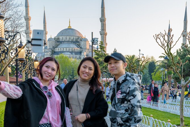Istanbul: Topkapi Palace, Hagia Sophia & Blue Mosque - Blue Mosque (Sultan Ahmed Mosque): Tiles You Can Actually See