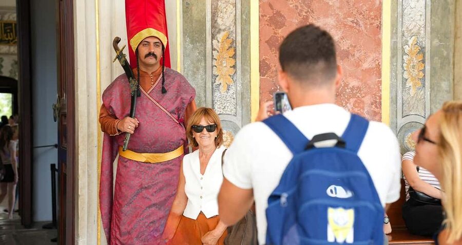 Istanbul: Topkapi Palace & Harem Express Highlight Tour - Key Things to Know Before You Go