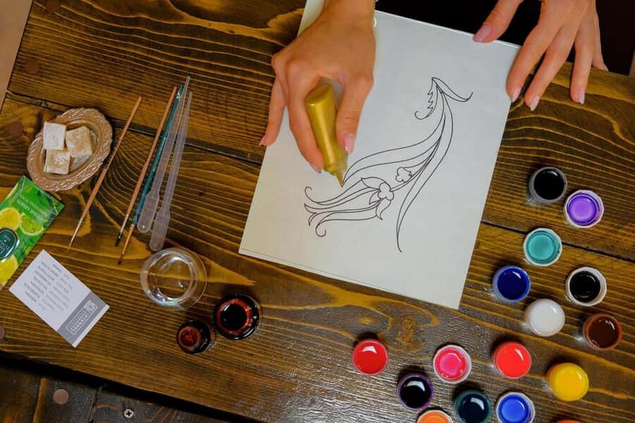 Istanbul: Traditional Stained Glass Painting Workshop - Who this workshop is perfect for, and who should skip it