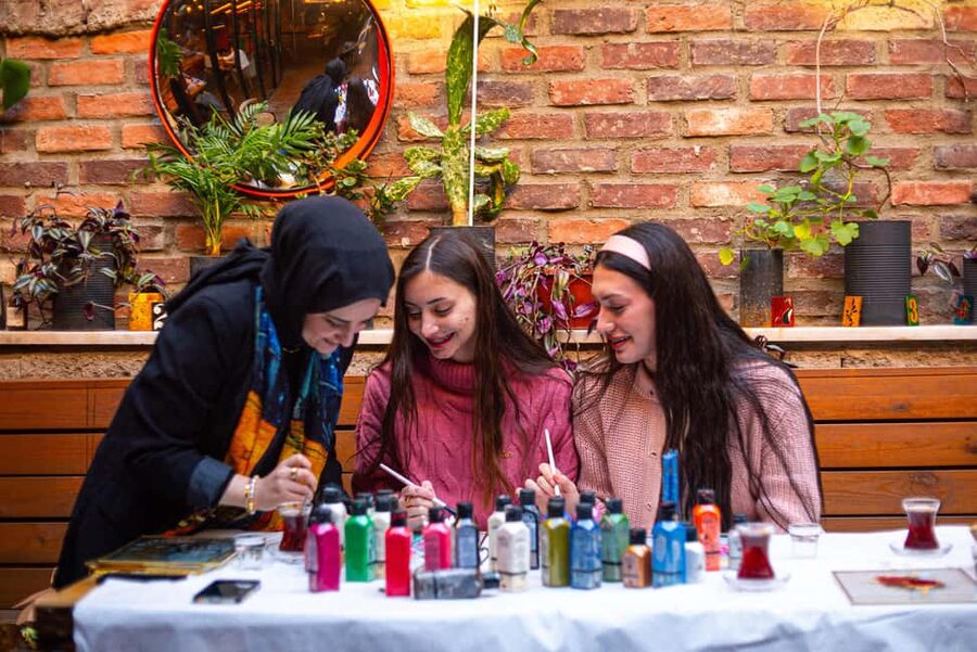 Istanbul: Turkish Calligraphy Workshop & Brass Framed Glass - Finding the workshop: Merhaba Pastaneleri in Sirkeci