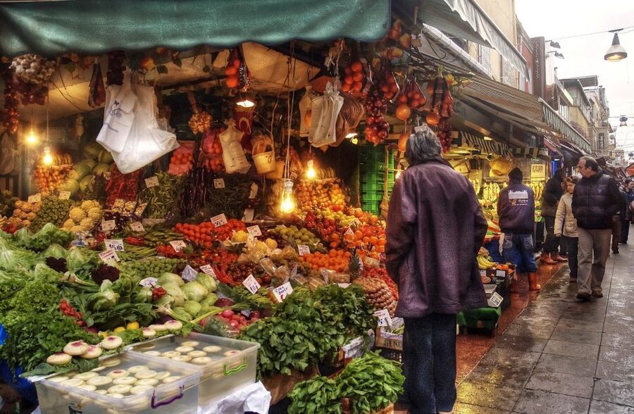 Istanbul: Turkish Food Tour in Kadikoy Across the Bosphorus - Key Things That Make This Food Tour Work
