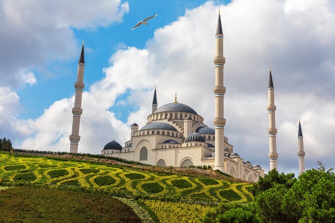 Istanbul Two Continents Tour By Bus And Bosphorus Cruise - Eyüp Sultan Mosque, Lunch, and Pierre Loti’s Cable Car Descent