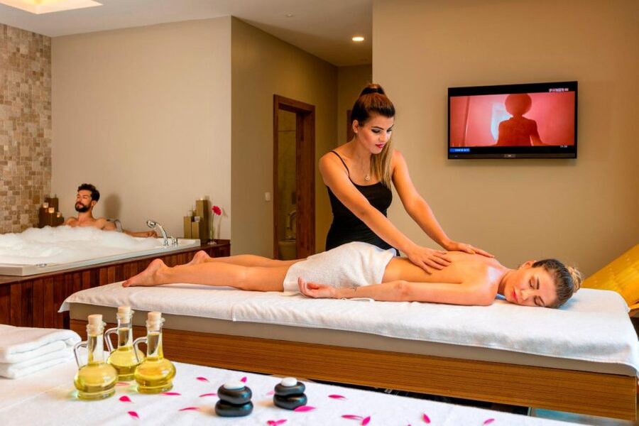 Istanbul: VIP Turkish Bath & Free Transfers - VIP Turkish bath in Istanbul, how the whole daypiece fits