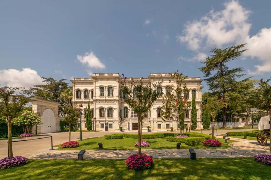 Istanbul: Yildiz Palace & Museum Skip the Ticket Line Entry - A Self-Guided Plan for the Palace Rooms That Actually Lets You See Things