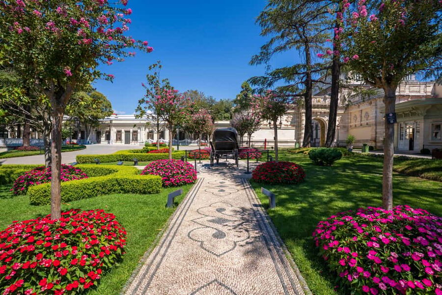Istanbul: Yildiz Palace & Museum Skip the Ticket Line Entry - Finding the Visitor Entrance at Valide Gate (and What to Expect)