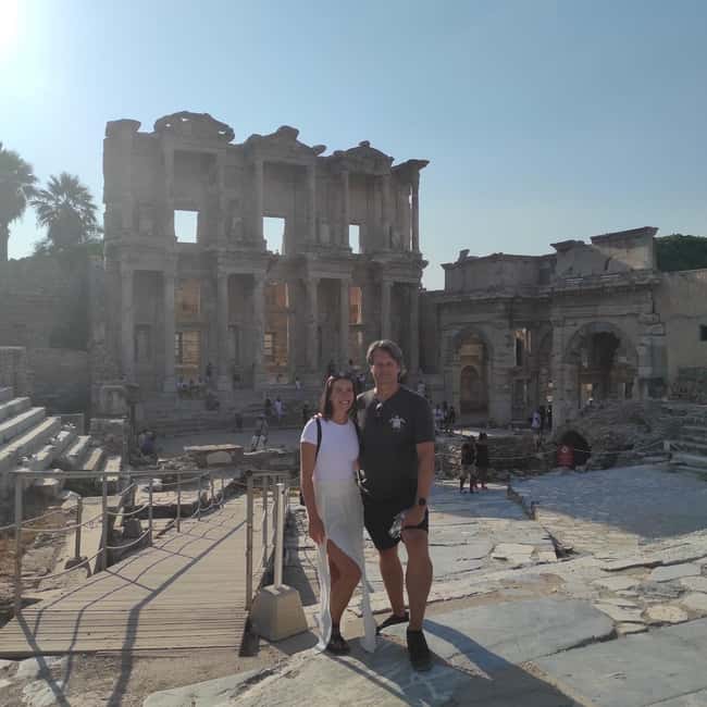 Kusadasi: Ephesus Private Tour for Cruise Guests - Comfort and pacing: private group, English and Spanish guides
