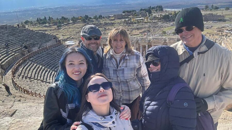Kusadasi: Pamukkale & Hierapolis Tour with Lunch - Lunch and the shopping break: good break, quick detour