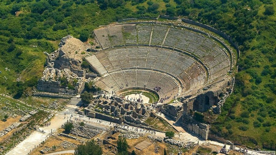 Kusadasi Port: Ephesus & Terrace Houses Tour (Skip-The-Line) - Temple of Artemis Area: Quick Visit, Strong Landmarks