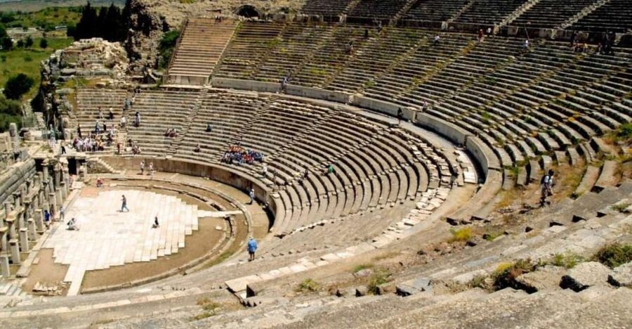 Kusadasi: Private Ephesus Tour with Lunch for Cruisers - Temple of Artemis photo stop: quick, iconic, and historically specific