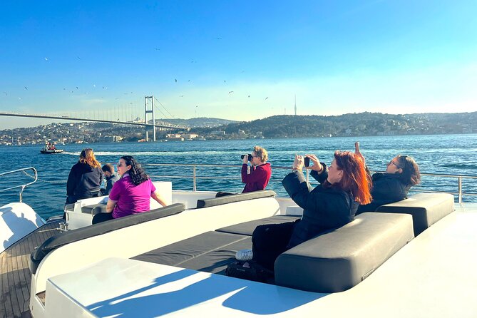 Luxury Bosphorus Yacht Tour – Asian Side Stop & Exploration - Kanlıca Meydani: The Asian-Side Stop That Makes the Tour Worth It